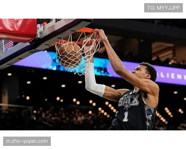 年轻球队成长曲线陡峭 马刺火箭活塞重建速度超预期 年轻球队成长曲线陡峭 马刺火箭活塞重建速度超预期